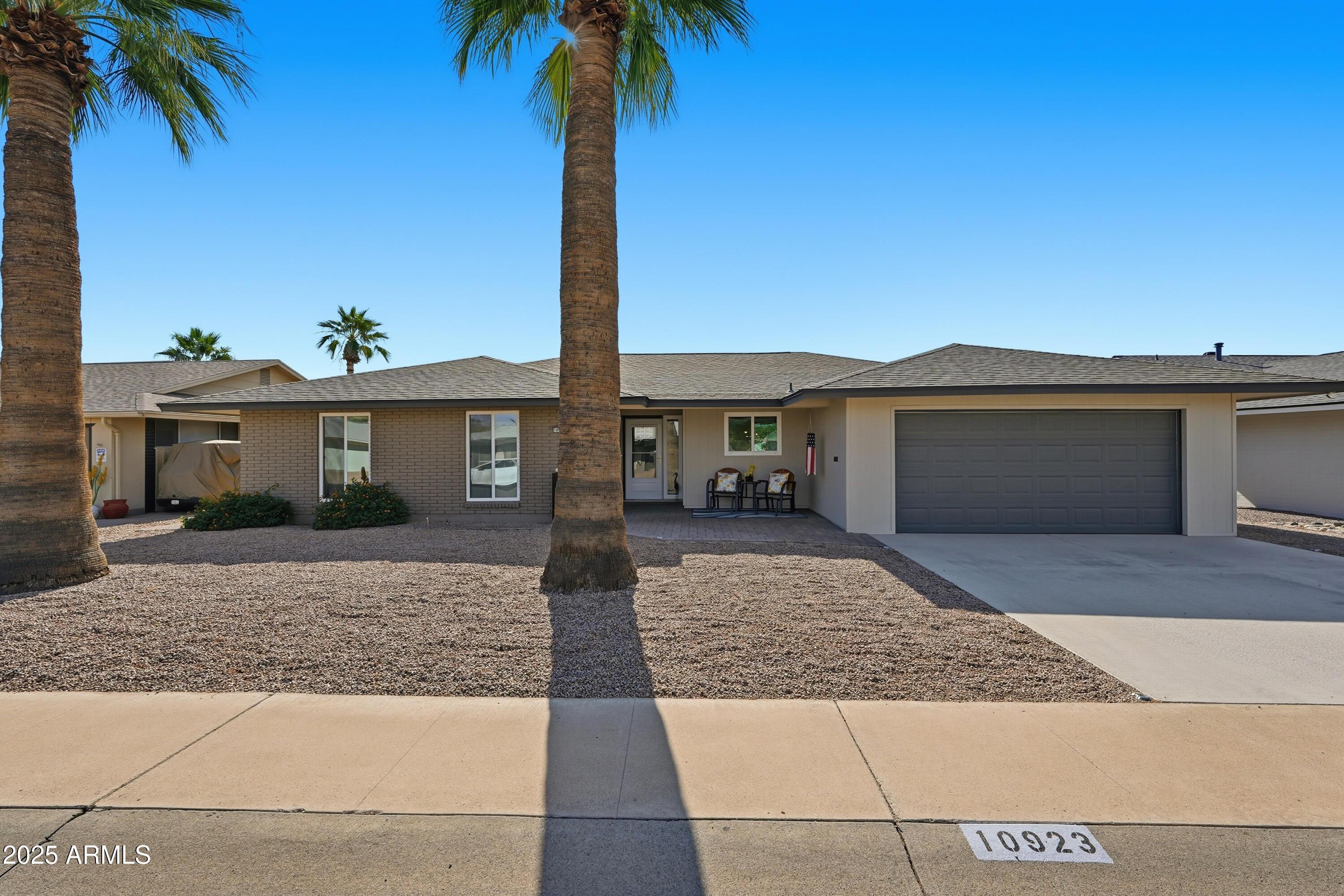 W Meade Dr, Sun City, AZ 85351
