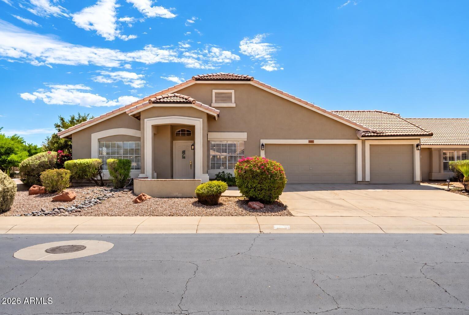E Saint John Rd, Phoenix, AZ 85032