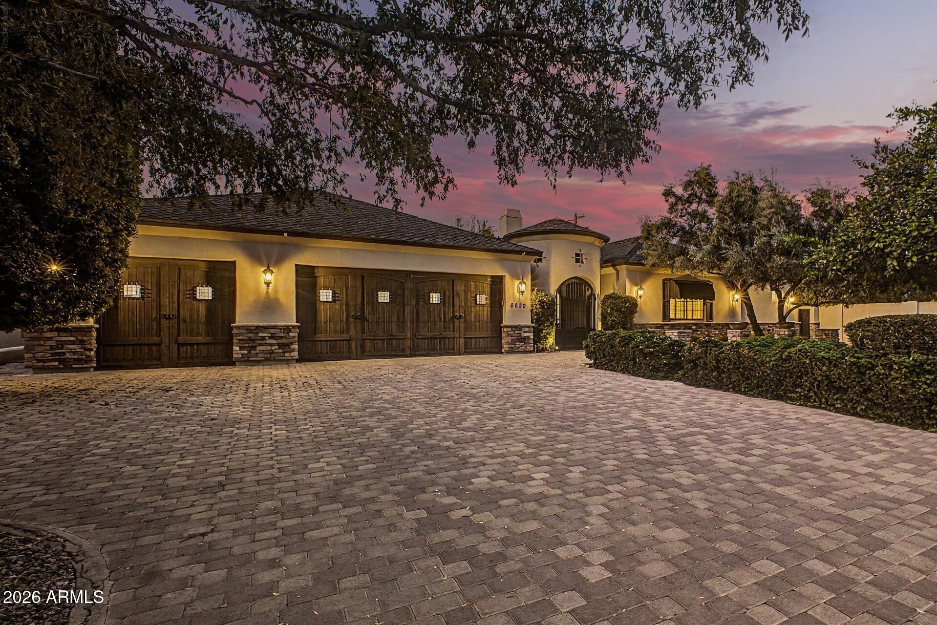 E Lafayette Blvd, Scottsdale, AZ 85251