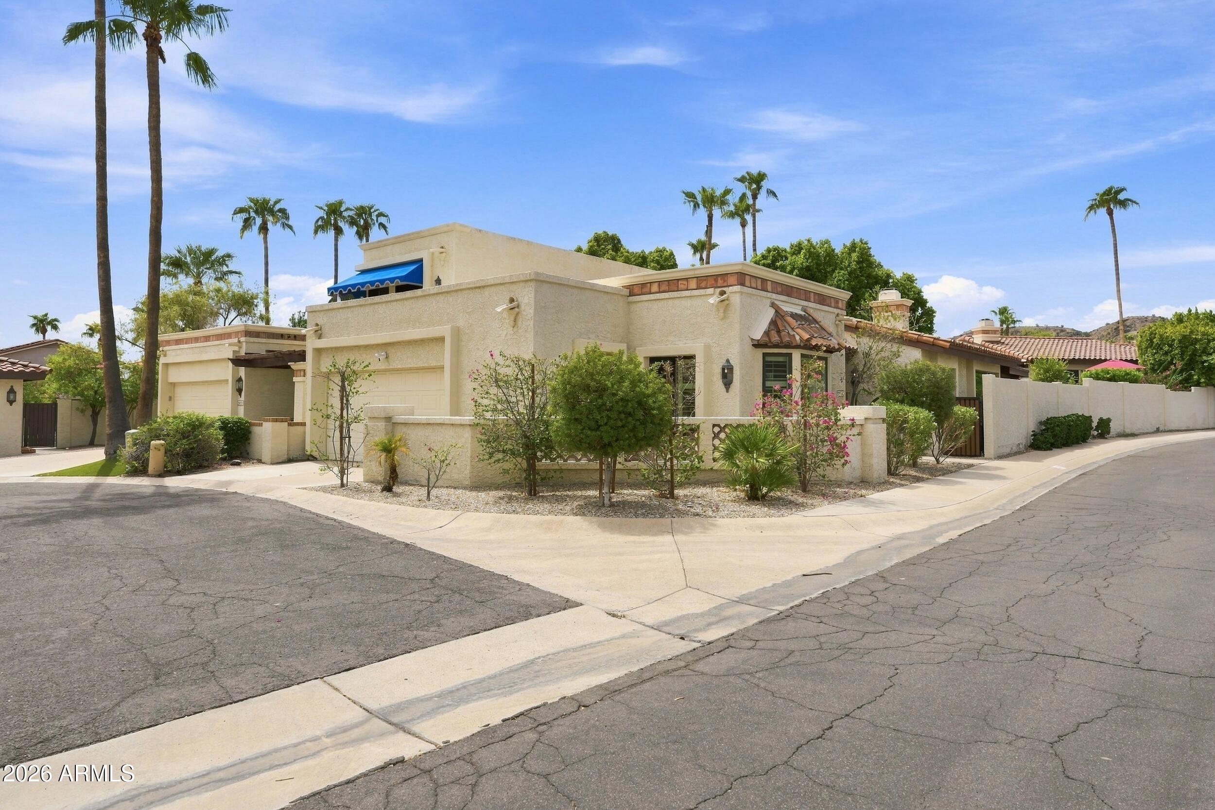 E Monte Way, Phoenix, AZ 85044