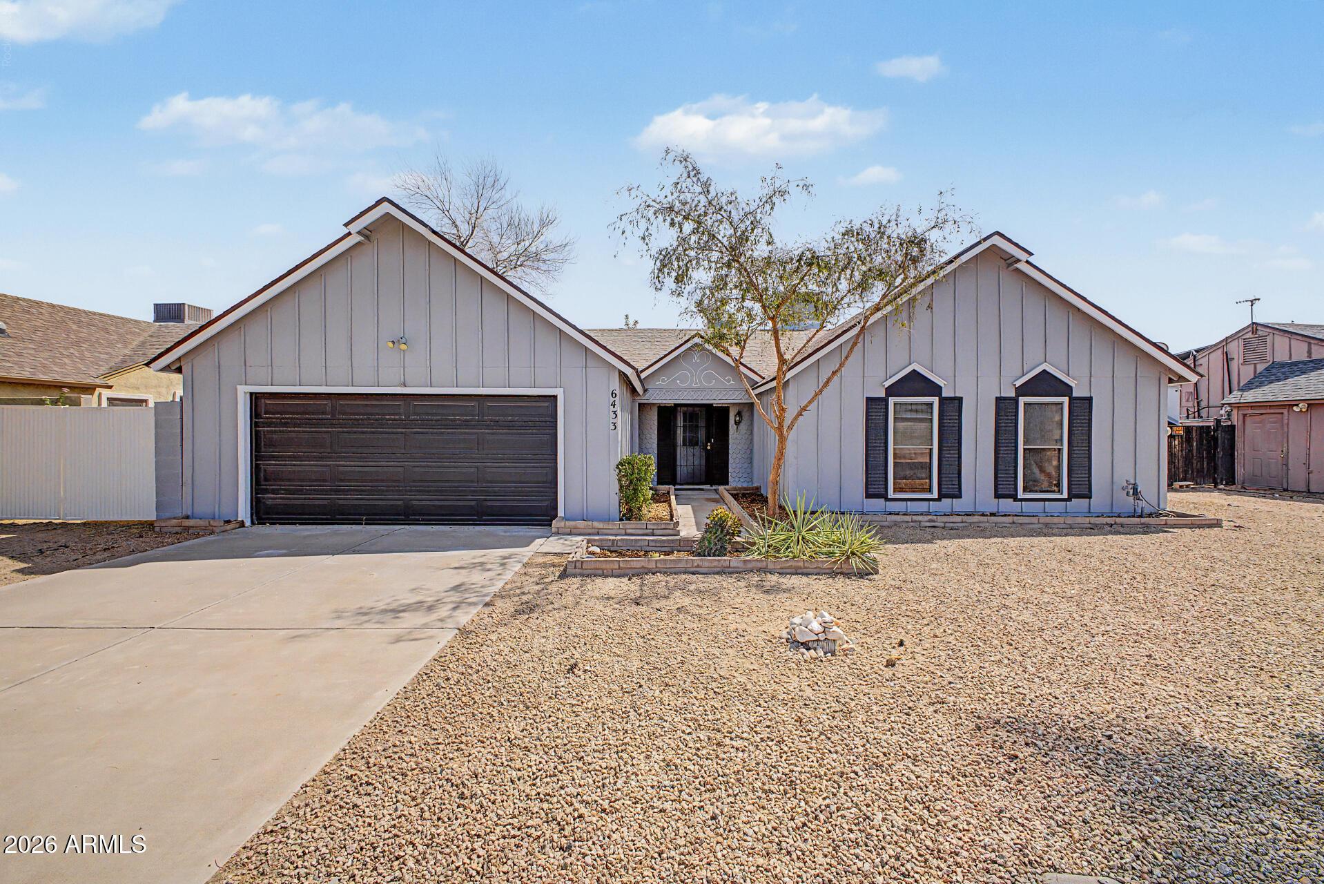 W Kings Ave, Glendale, AZ 85306