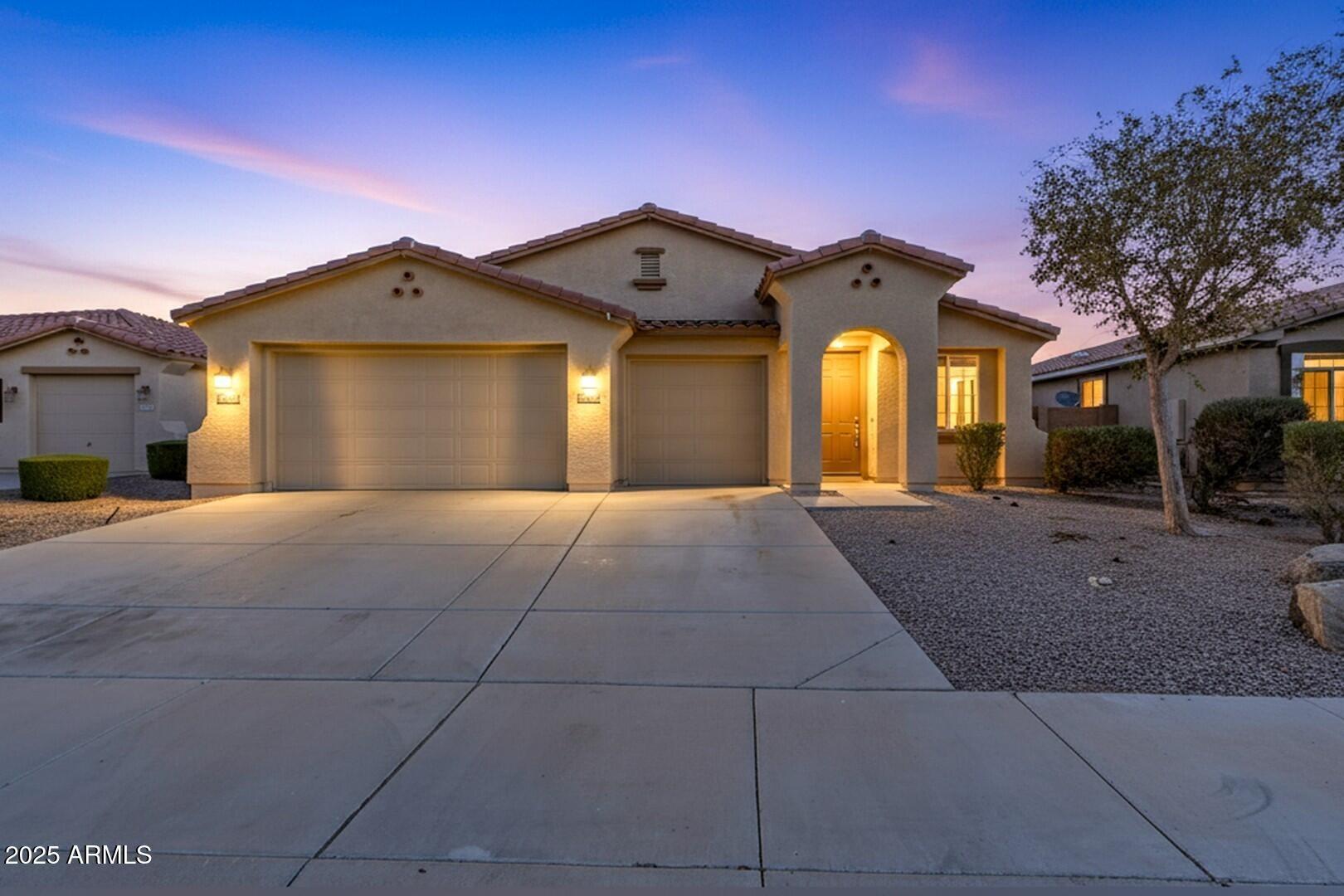 W Lincoln St, Goodyear, AZ 85338