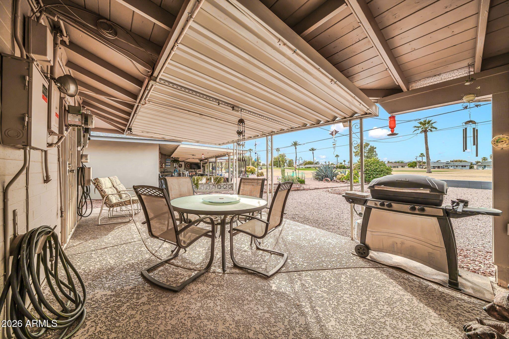 N Balboa Dr, Sun City, AZ 85351