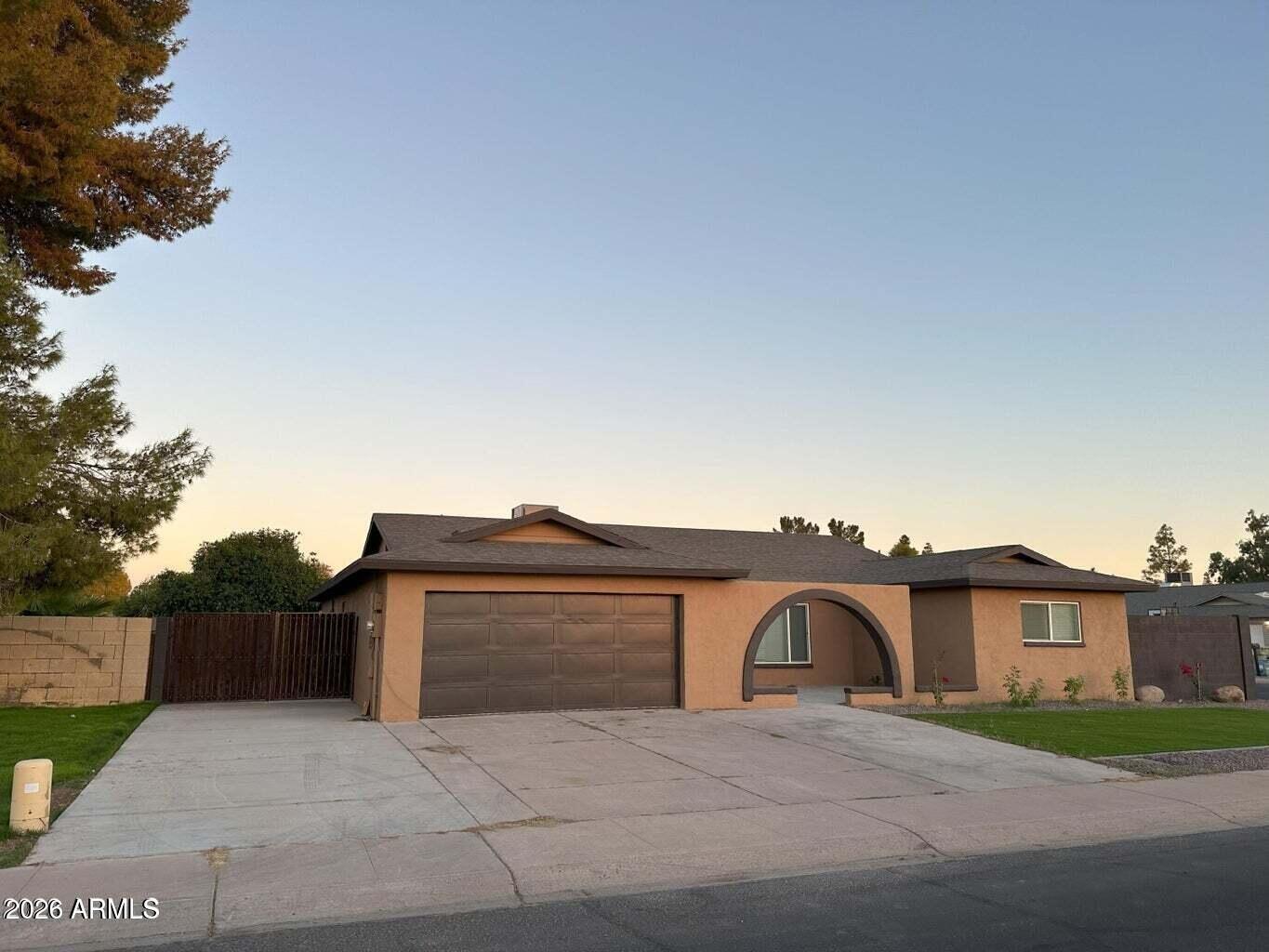 N 55th Dr, Glendale, AZ 85306