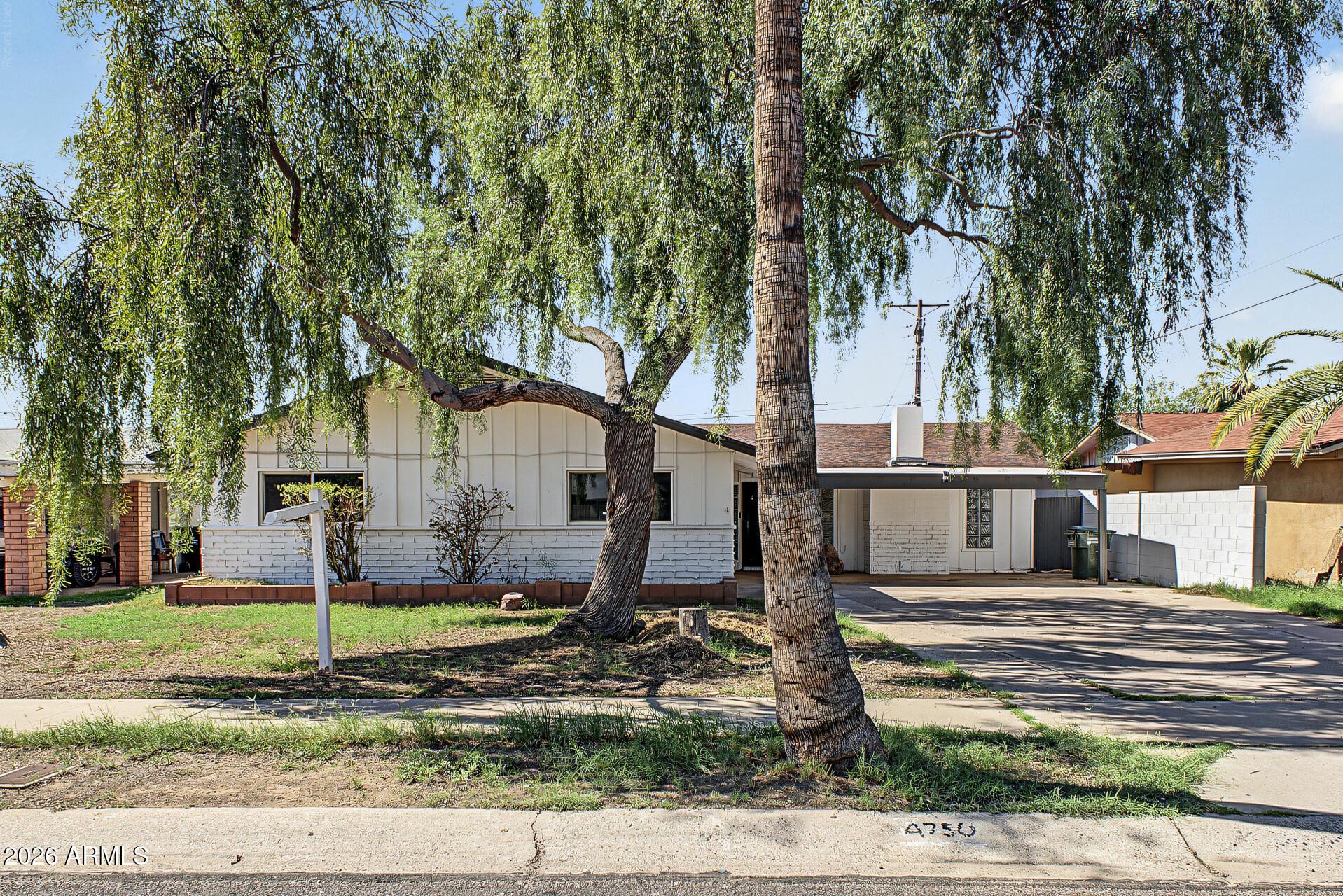 N 39th Dr, Phoenix, AZ 85019