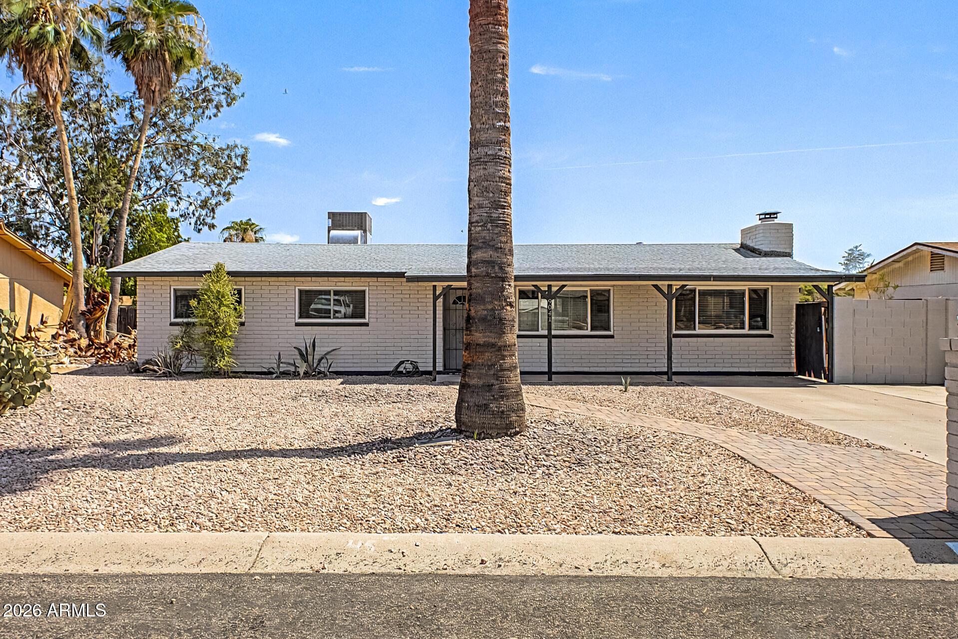 E Gary Ln, Mesa, AZ 85207