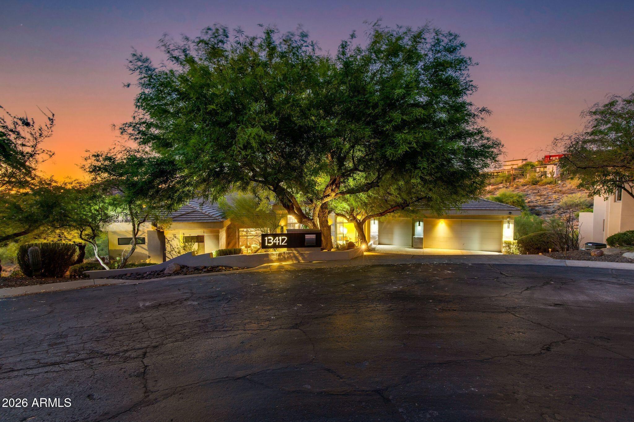 N 14th Pl, Phoenix, AZ 85022