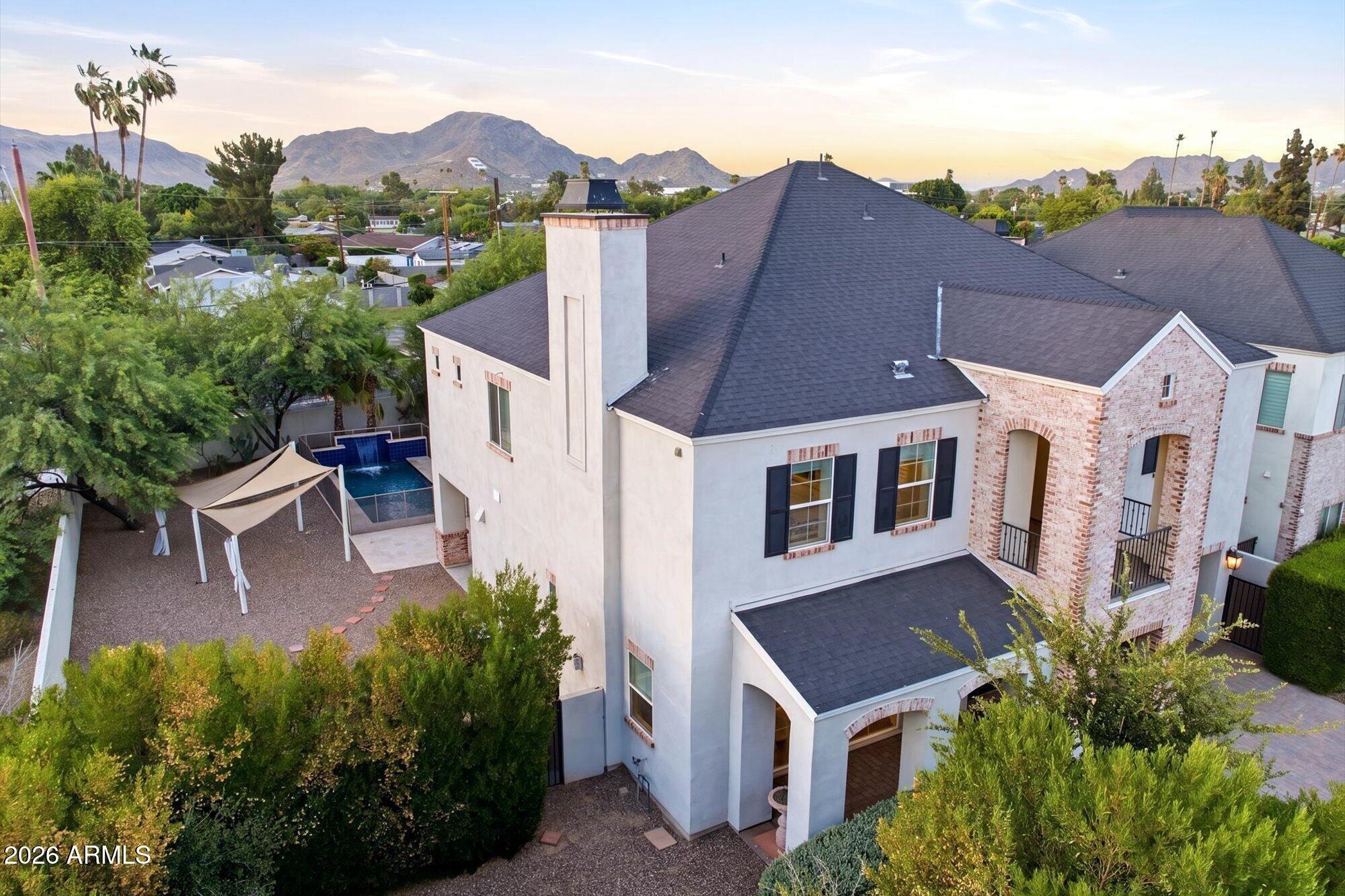 W Echo Ln, Phoenix, AZ 85021