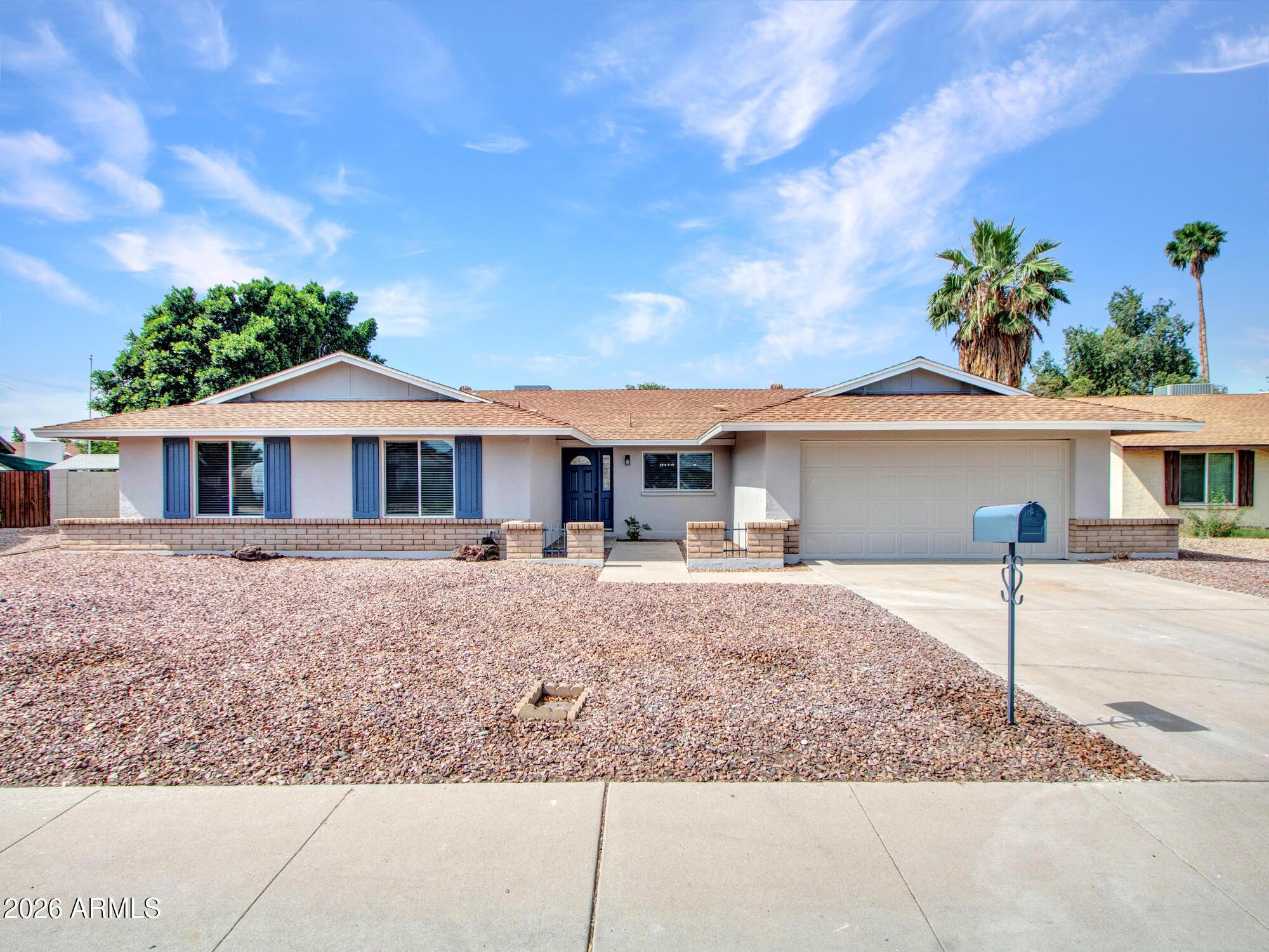 W Shangri La Rd, Glendale, AZ 85304