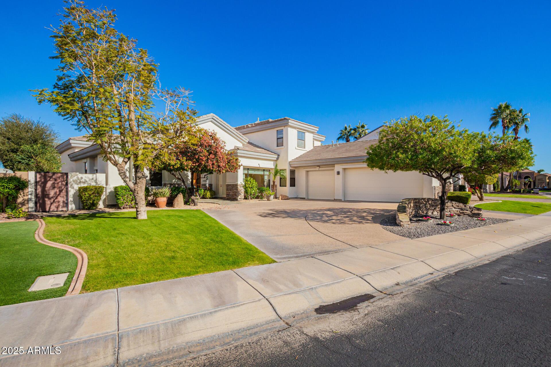 W Aster Ct, Chandler, AZ 85248