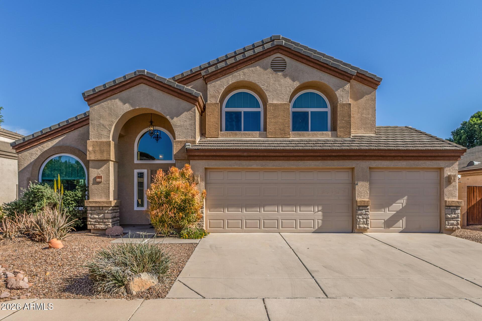 E Dolphin Ave, Mesa, AZ 85208