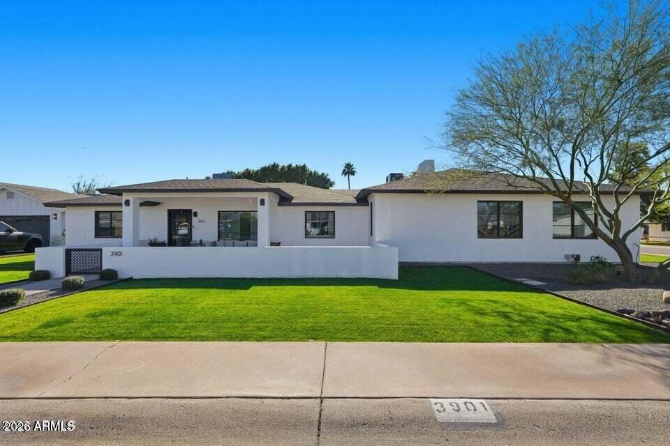E Weldon Ave, Phoenix, AZ 85018