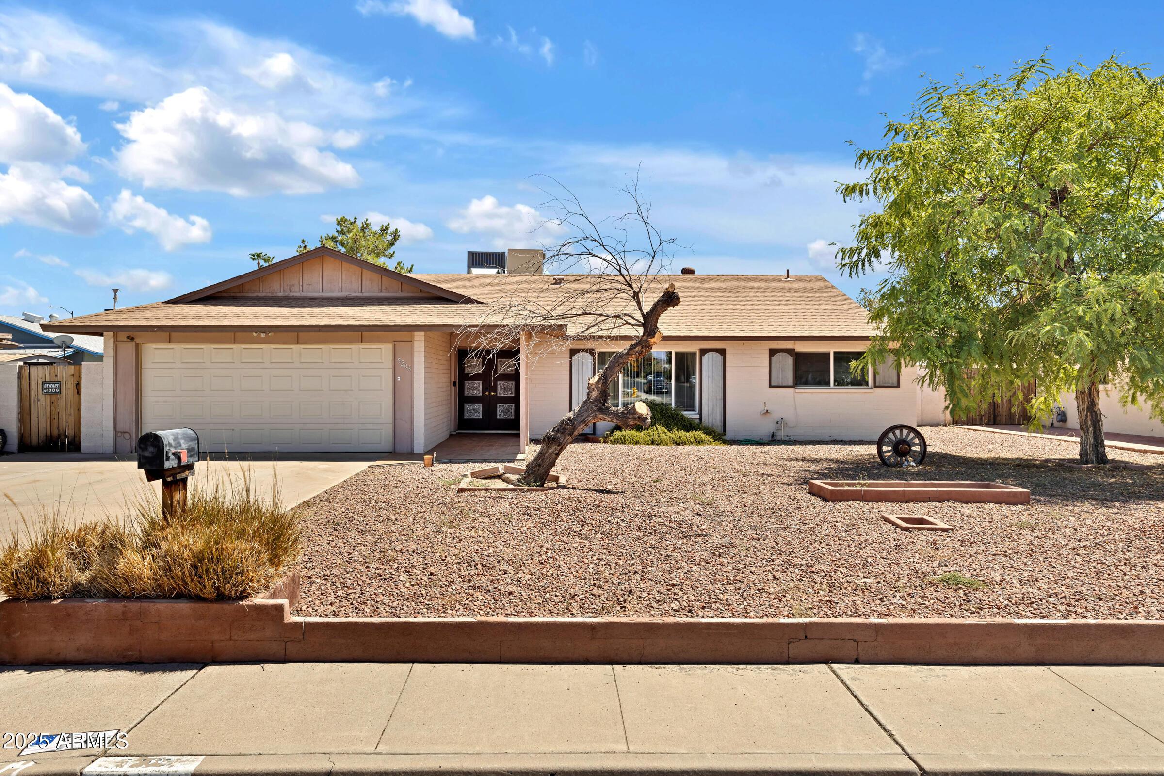 W Acoma Dr, Glendale, AZ 85306