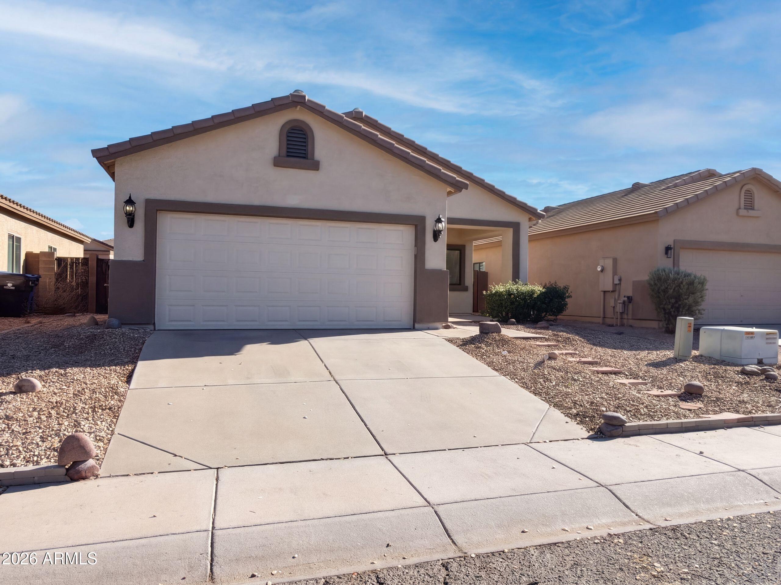W Lydia Ln, Phoenix, AZ 85041