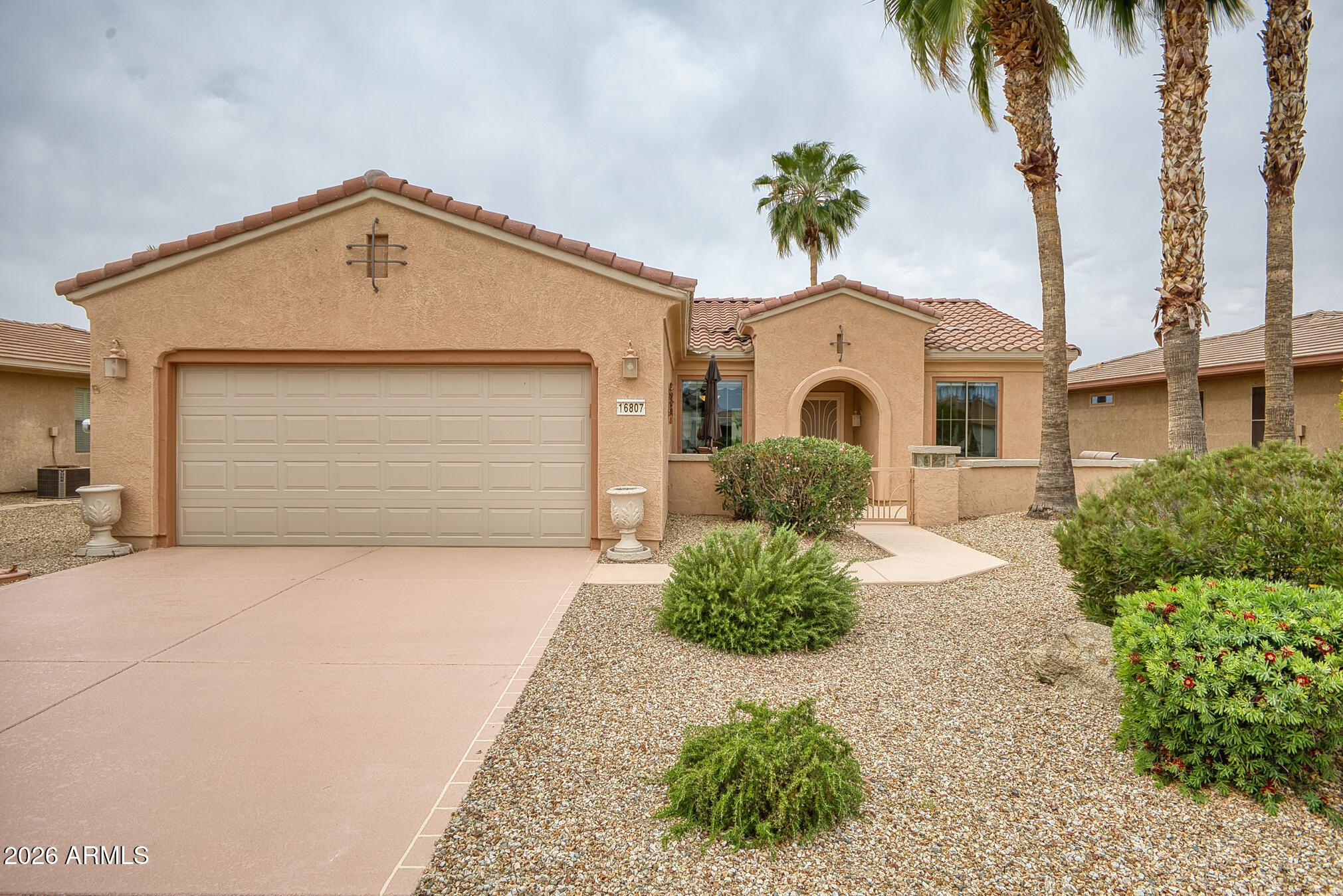 W Palisade Trail Ln, Surprise, AZ 85387