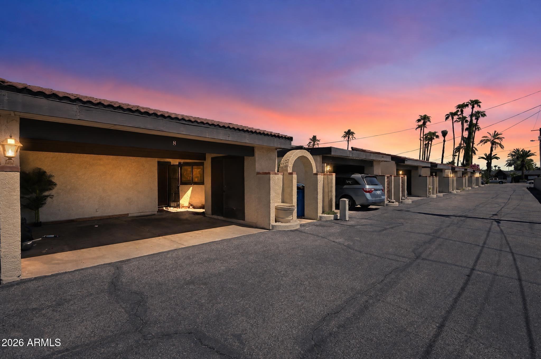 N 38th St, Phoenix, AZ 85018