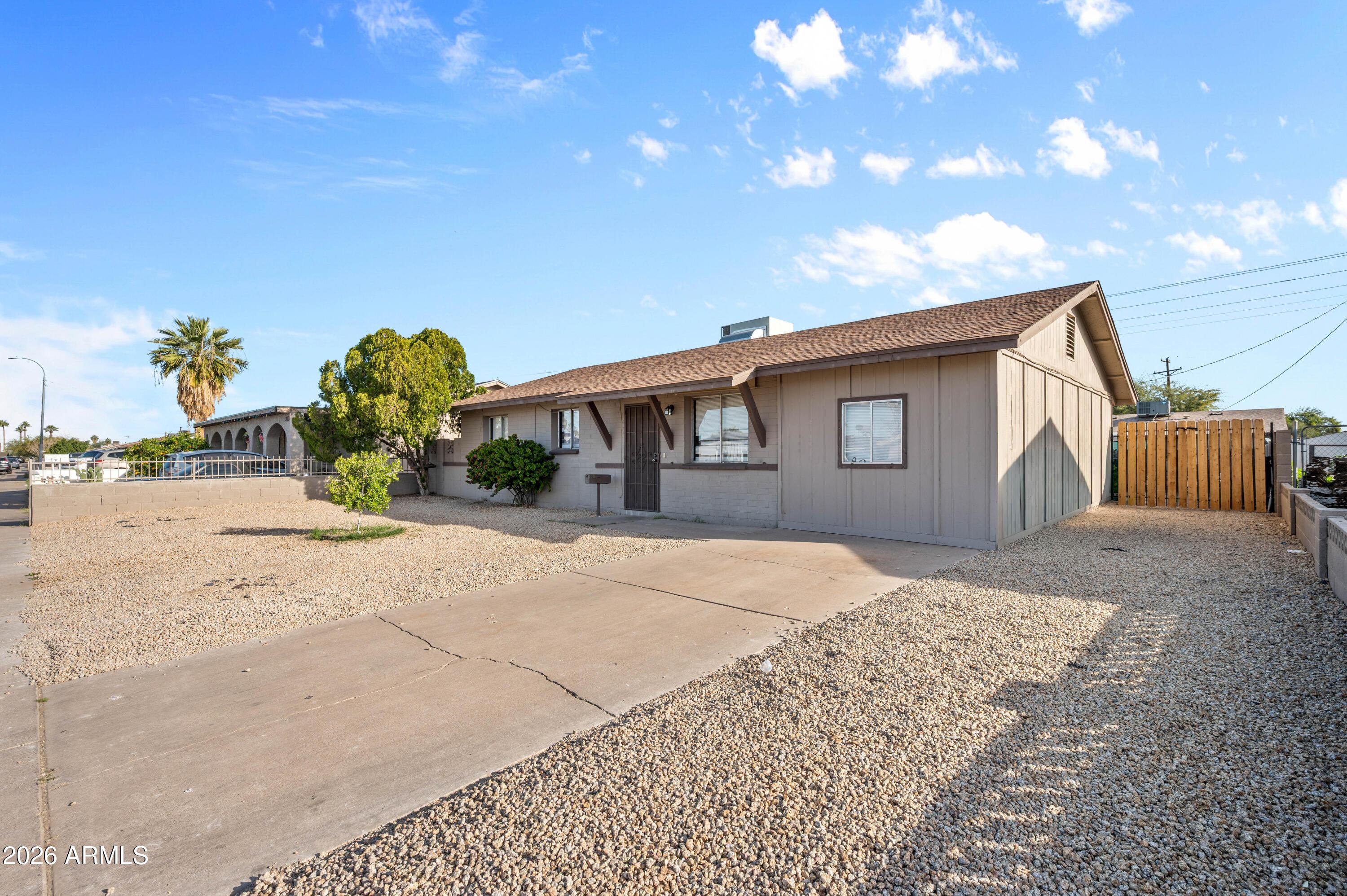 N 81st Ave, Phoenix, AZ 85033