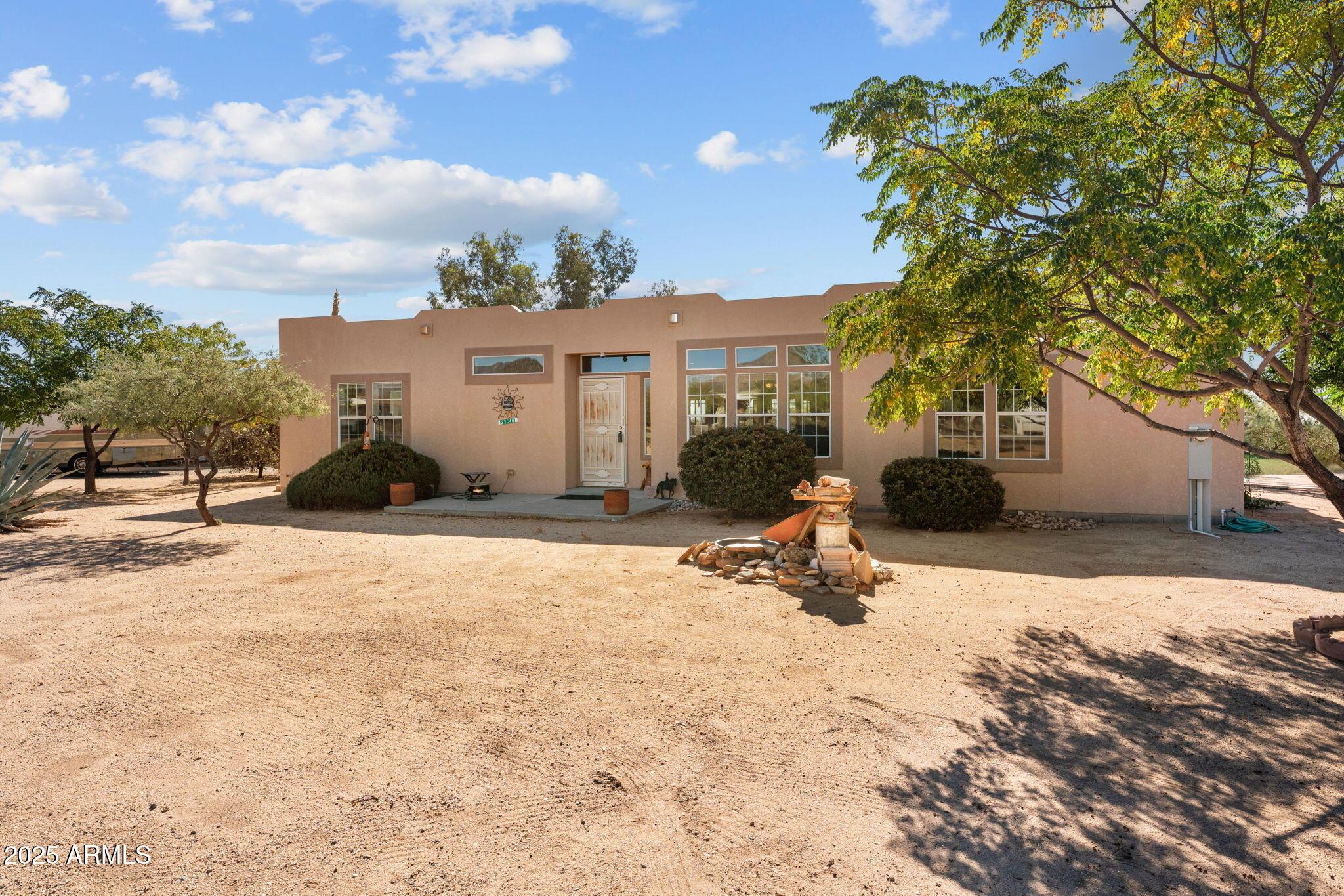 W Los Huesos Way, Congress, AZ 85332