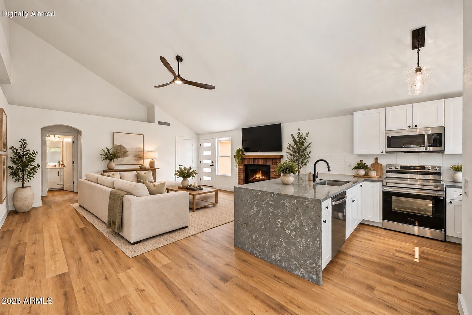 E Rockwell Dr, Chandler, AZ 85225