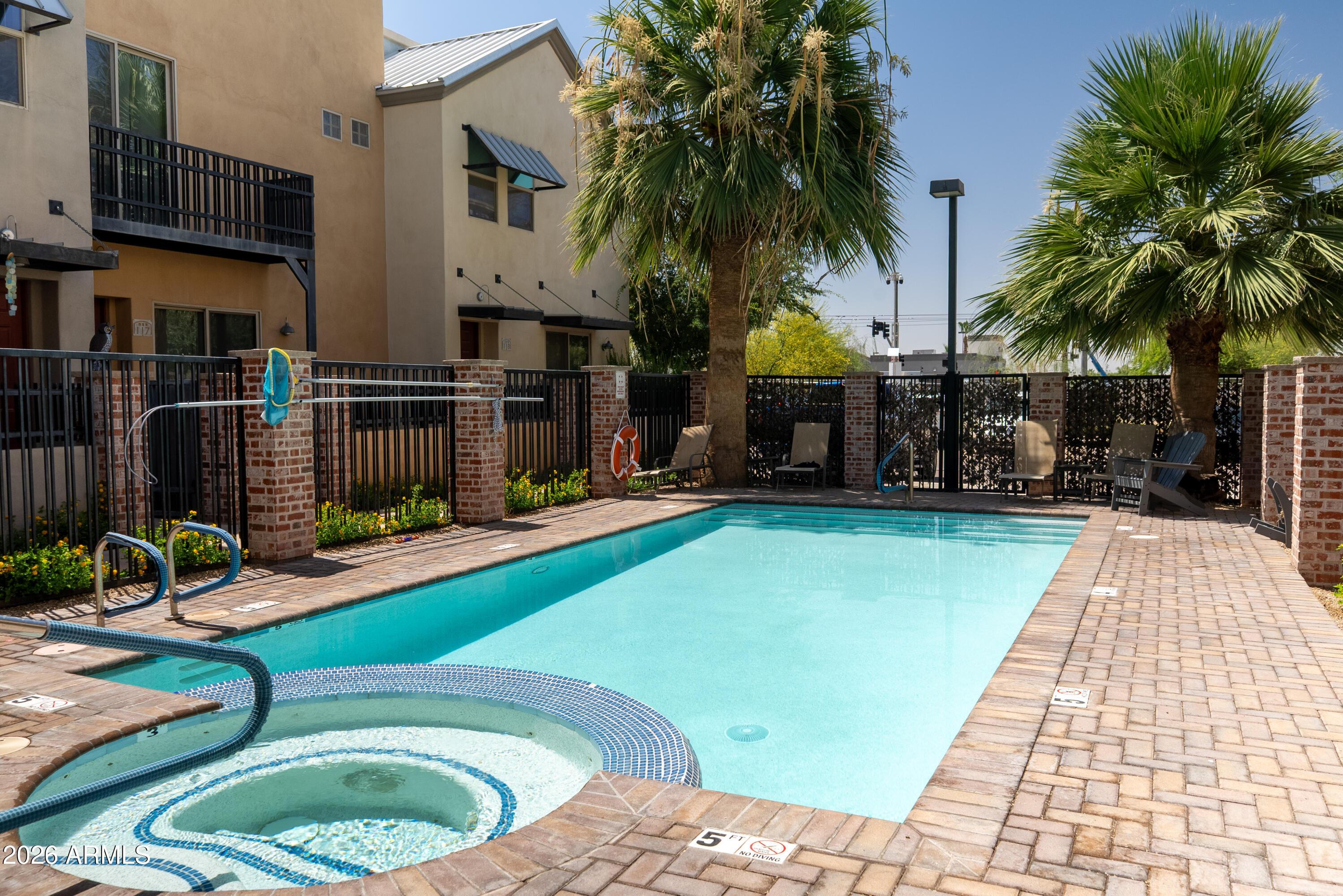 W Main St, Mesa, AZ 85201
