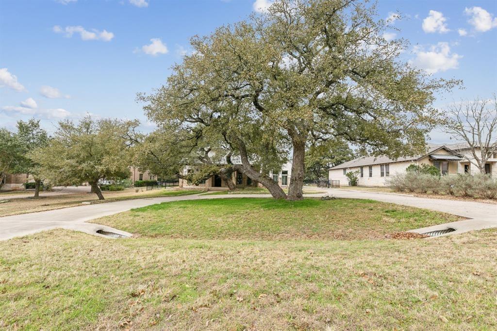 Brangus Rd, Driftwood, TX 78619
