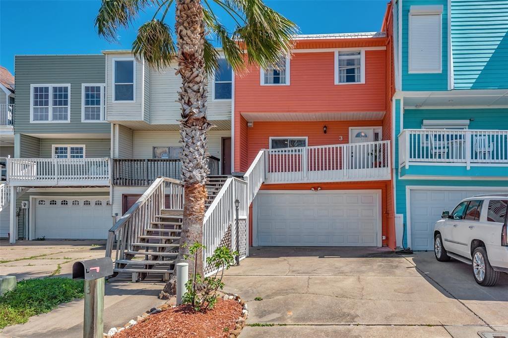 Tiki Cir, Galveston, TX 77554