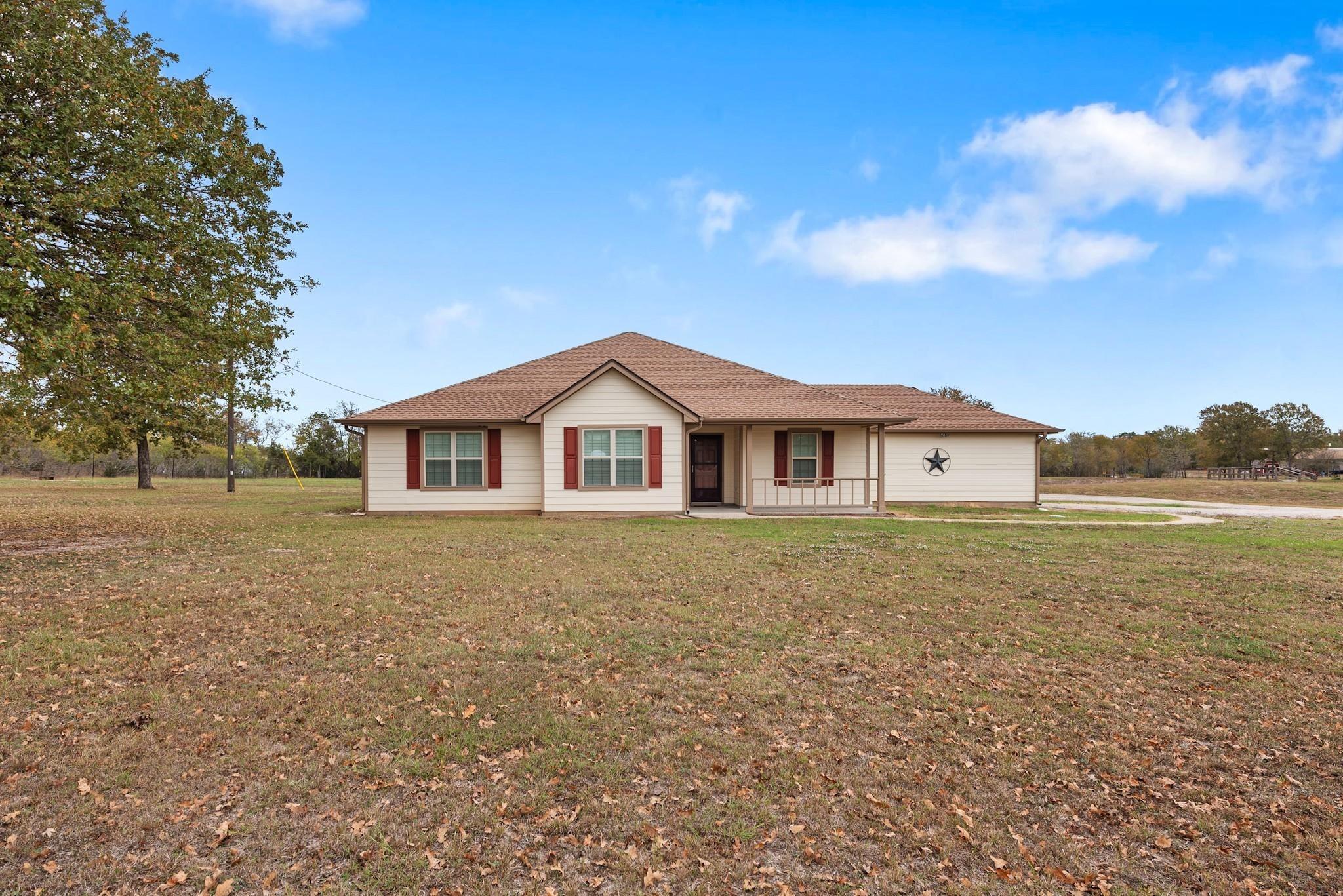 Lakeview Dr, Somerville, TX 77879