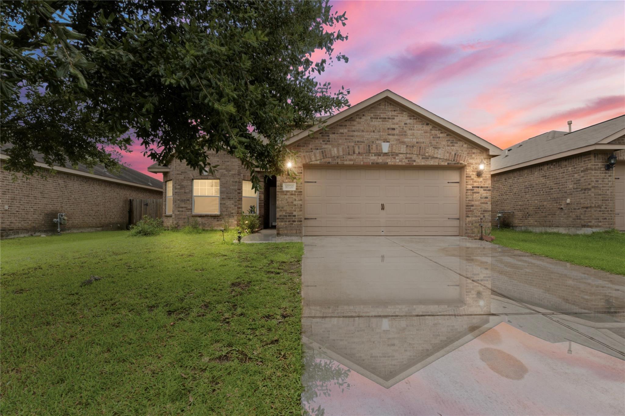Red Fern Ct, Conroe, TX 77385
