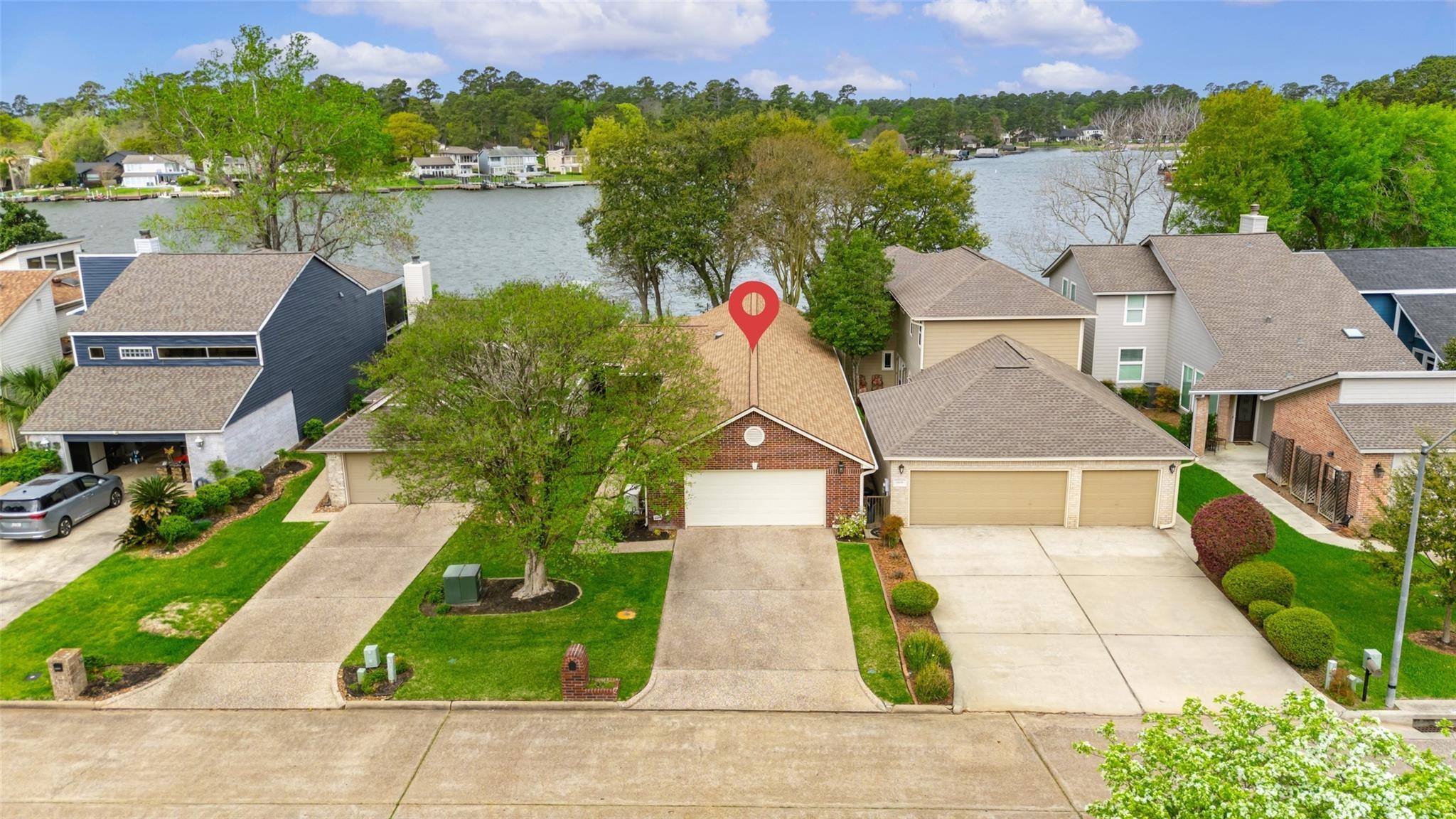 Twain Dr, Montgomery, TX 77356