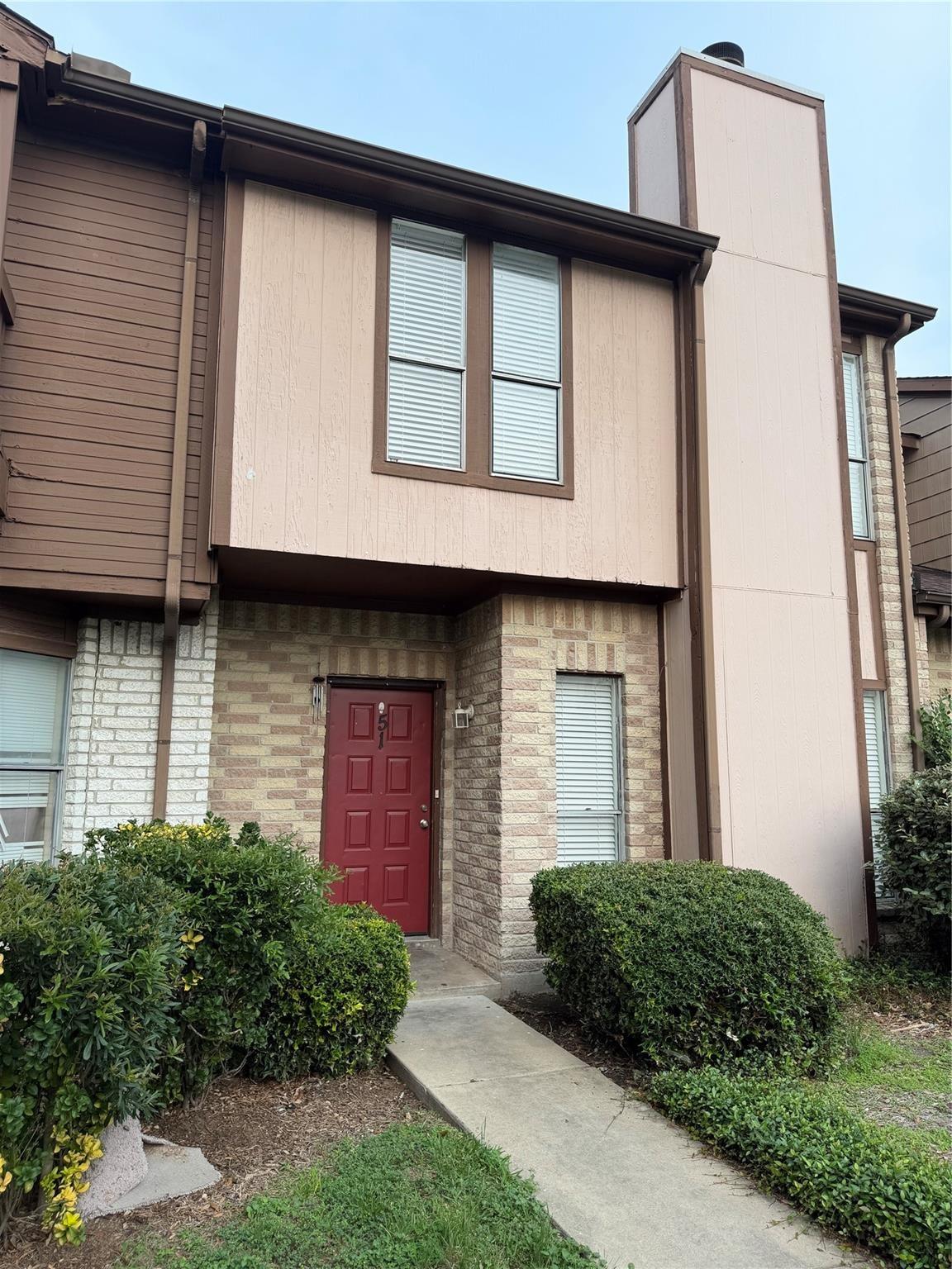 Brookglade Cir, Houston, TX 77099
