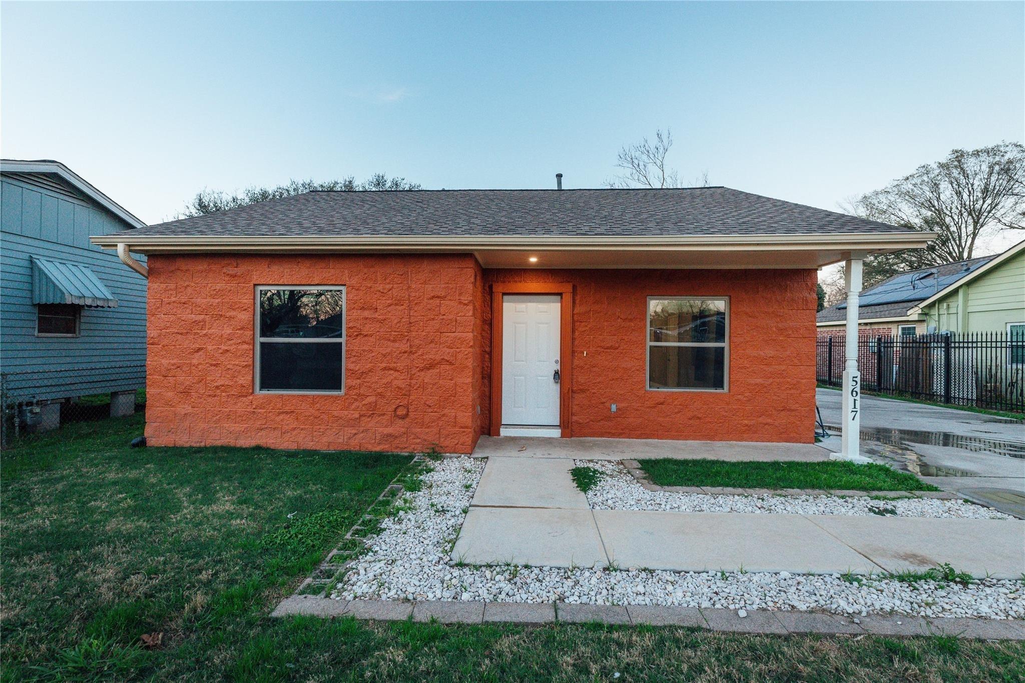 Schutz St, Houston, TX 77032