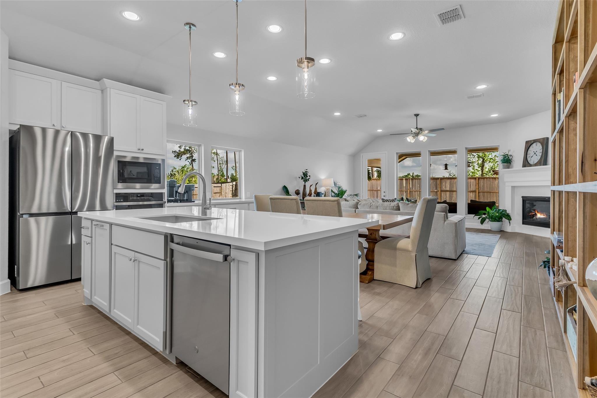 Nirnroot Ct, Montgomery, TX 77316