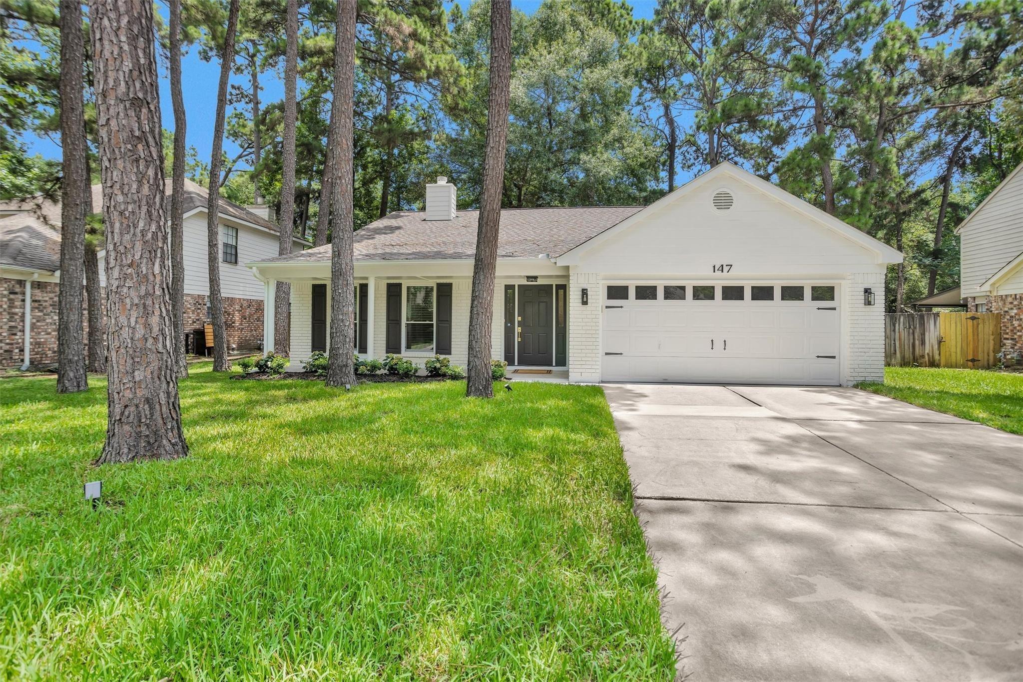E Pathfinders Cir, Spring, TX 77381