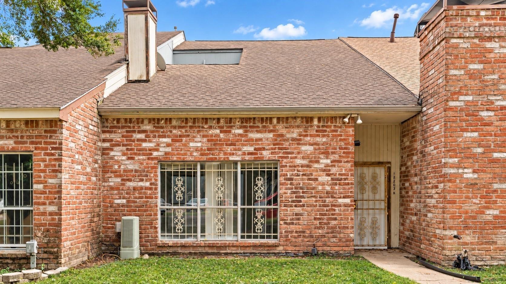 Wild Pine Dr, Houston, TX 77039