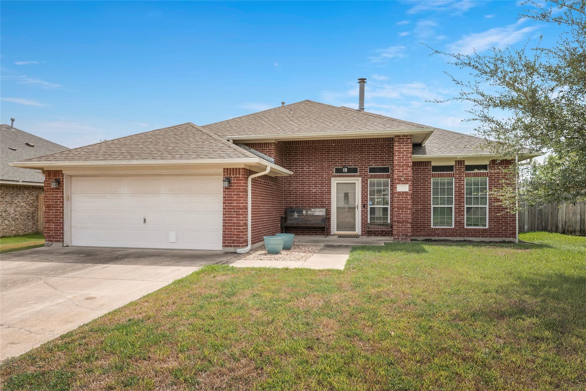 Portsmouth Ct, College Station, TX 77845