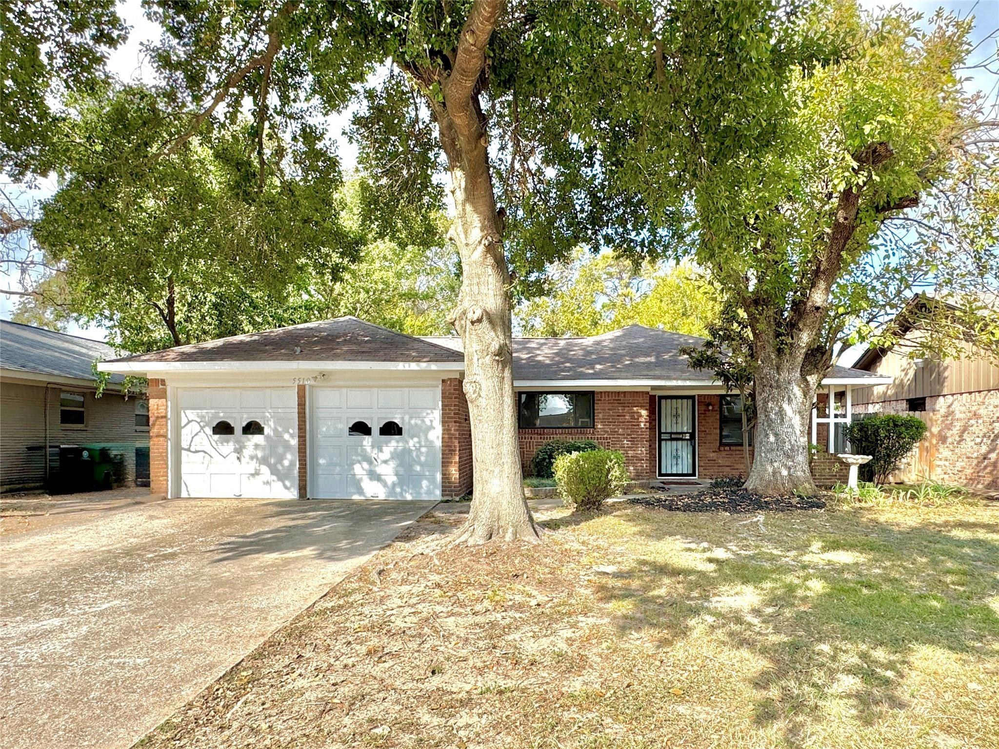 Nina Lee Ln, Houston, TX 77092