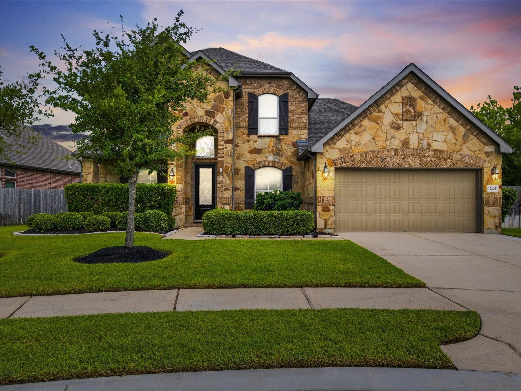 Edison Trace Ln, Tomball, TX 77377