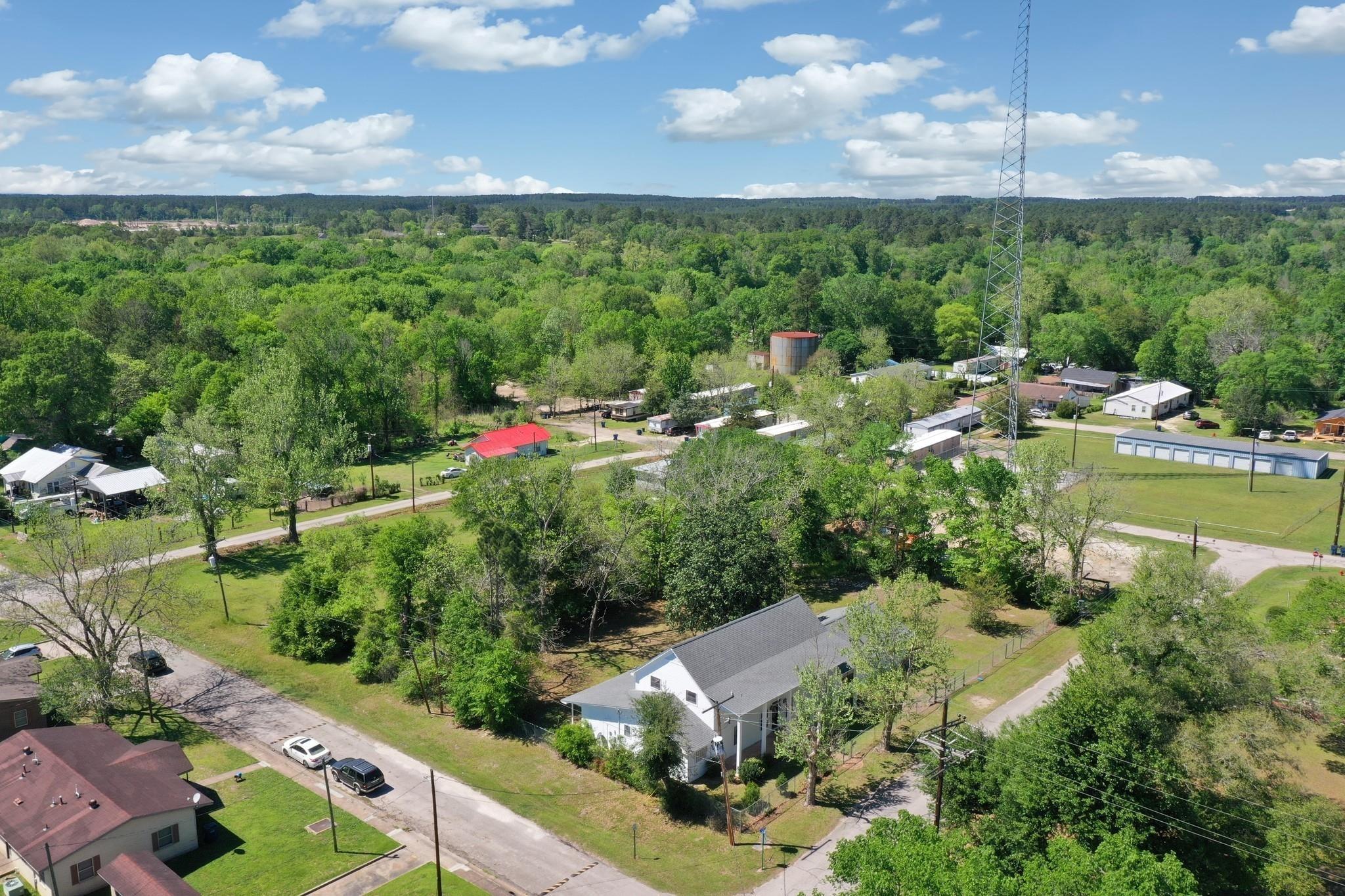 N Magnolia St, Corrigan, TX 75939