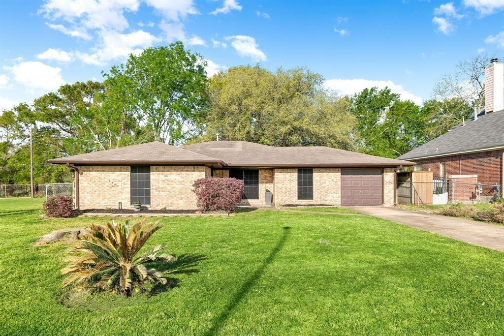 Ashton St, Houston, TX 77091