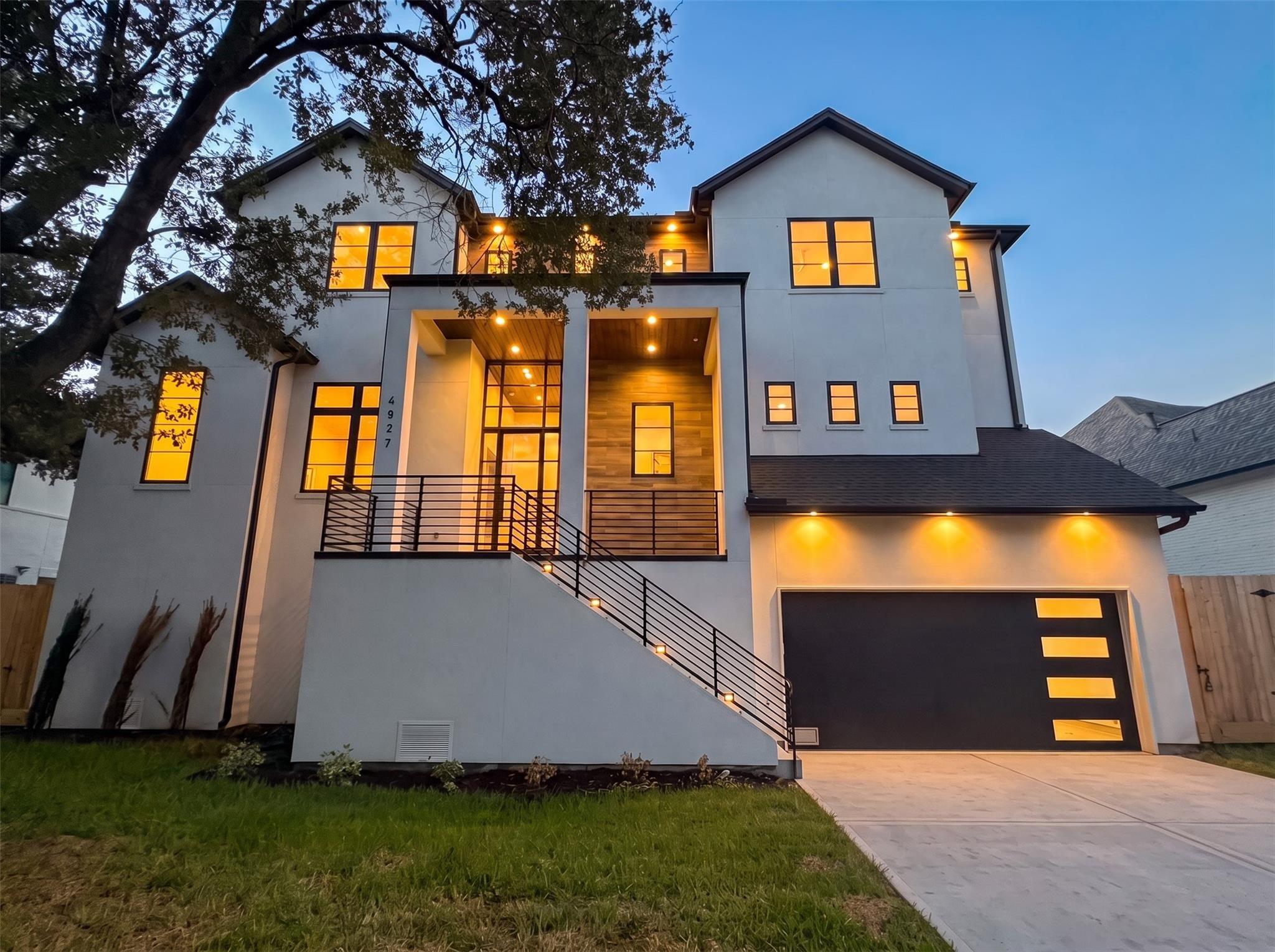 Heatherglen Dr, Houston, TX 77096