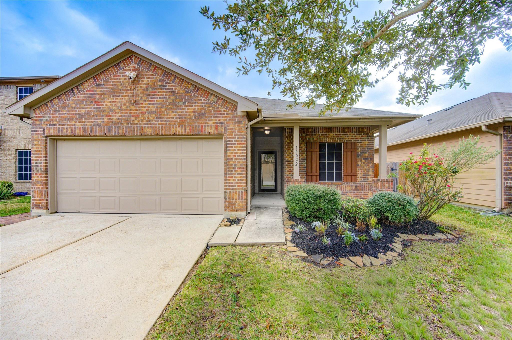 Ayston Dr, Tomball, TX 77375