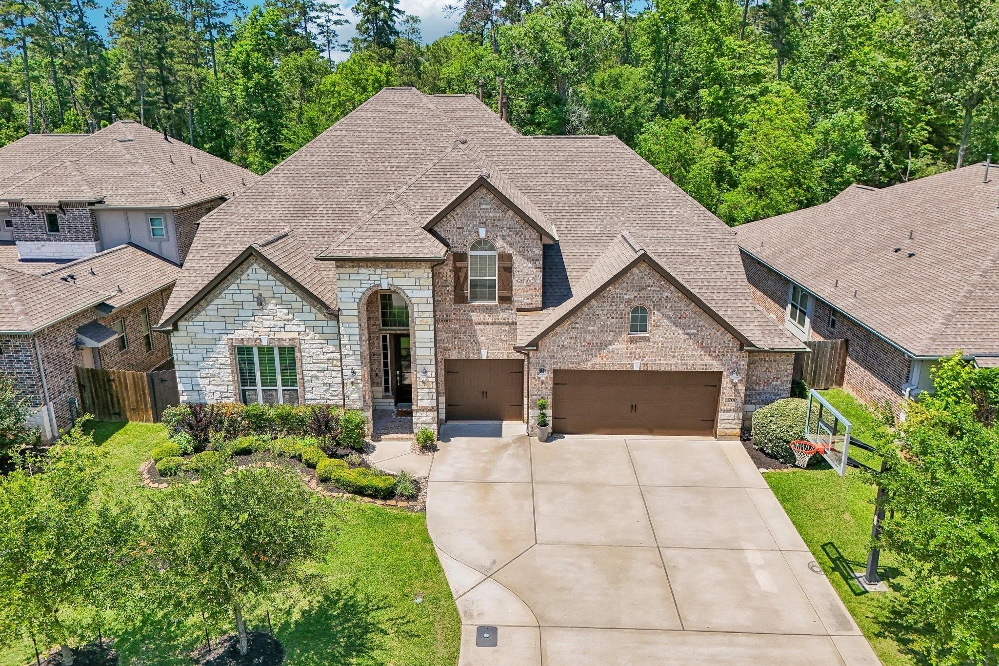 Graystone Hills Dr, Conroe, TX 77304