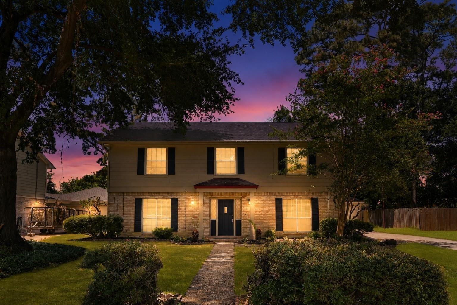 Gladebrook Dr, Houston, TX 77068
