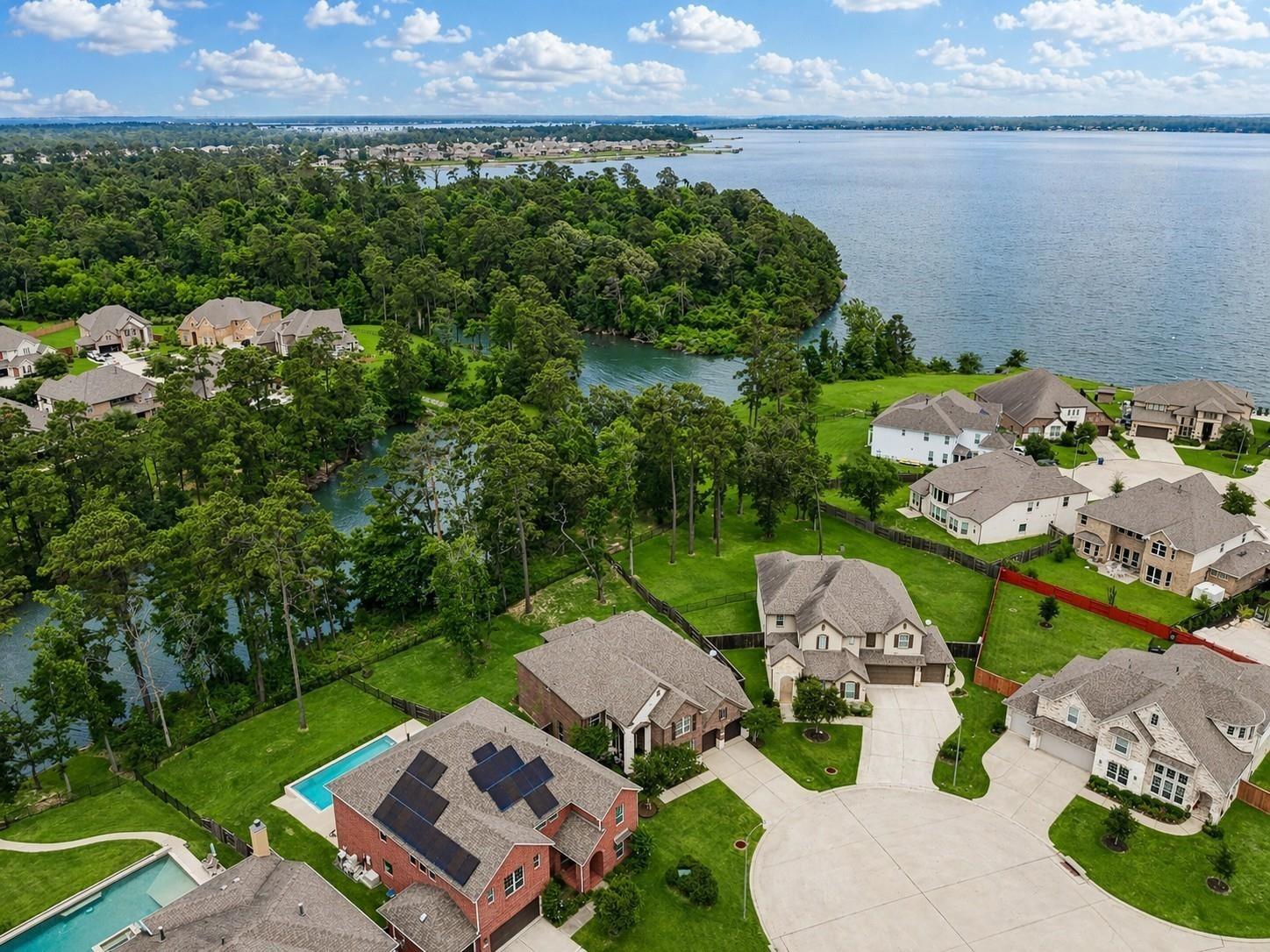 Nubenbrook Lake Dr, Houston, TX 77044