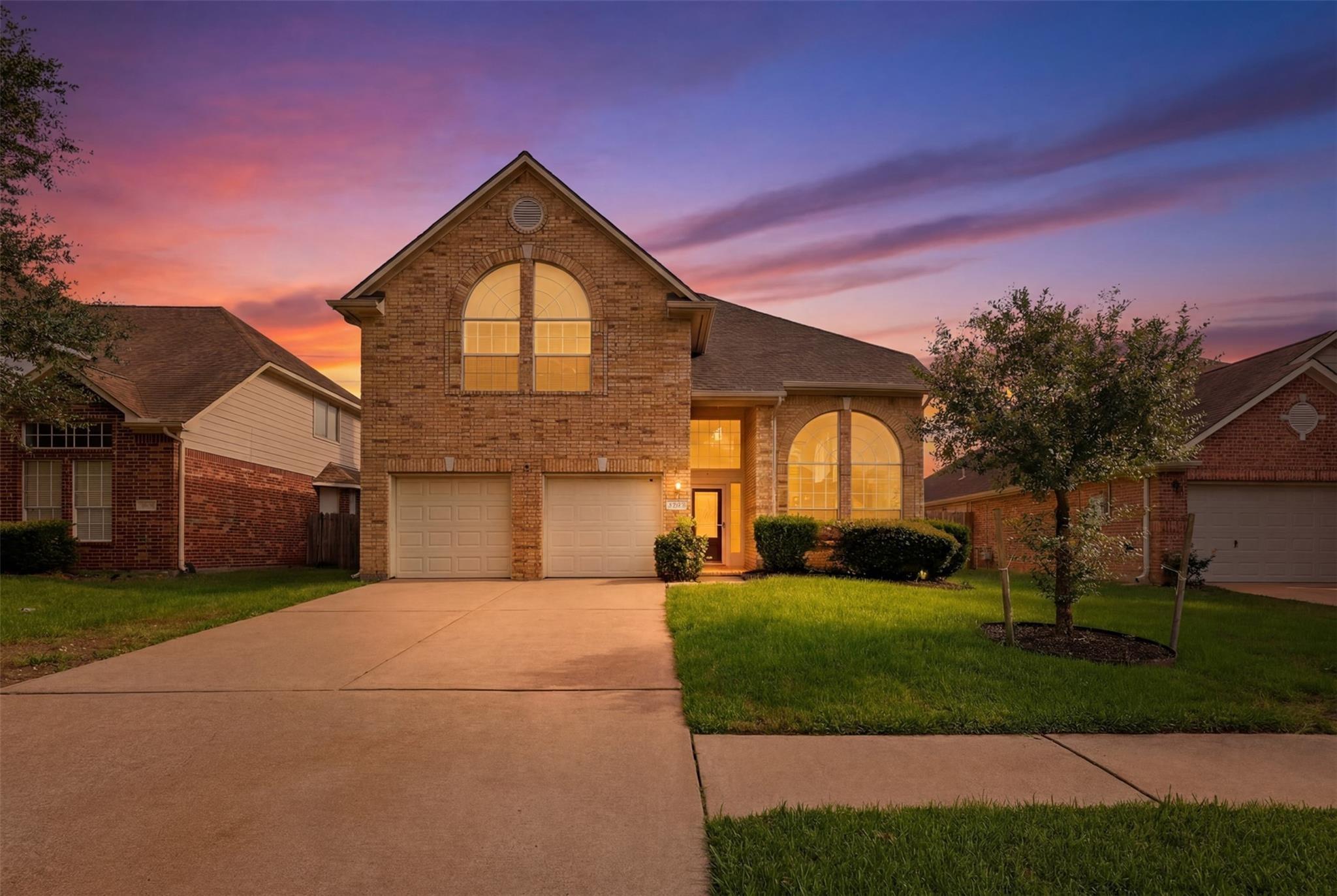 Stoneside Dr, Houston, TX 77095