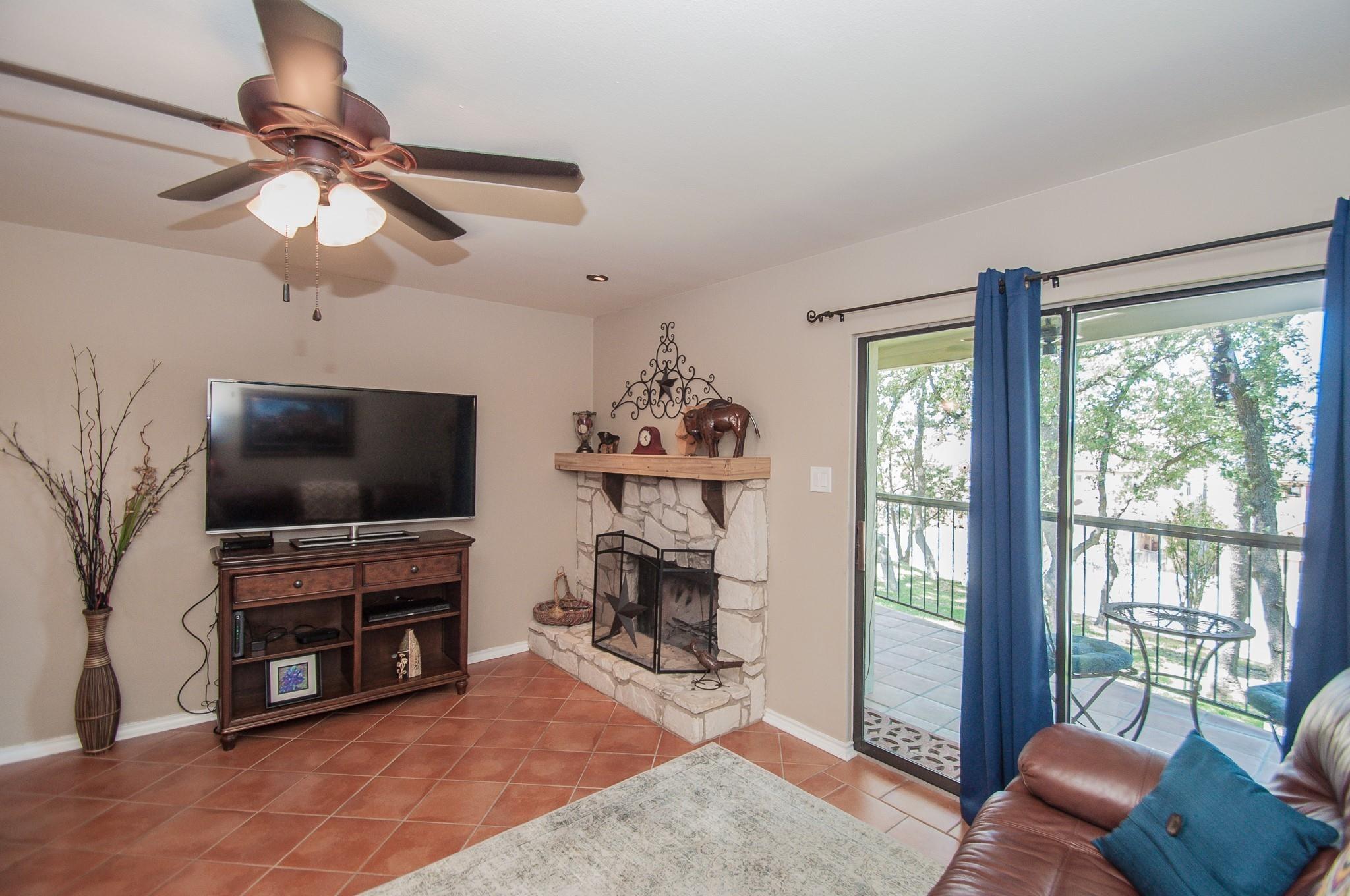 Parkview Dr, Canyon Lake, TX 78133