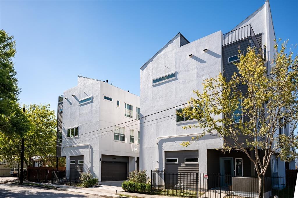 Thompson St, Houston, TX 77007