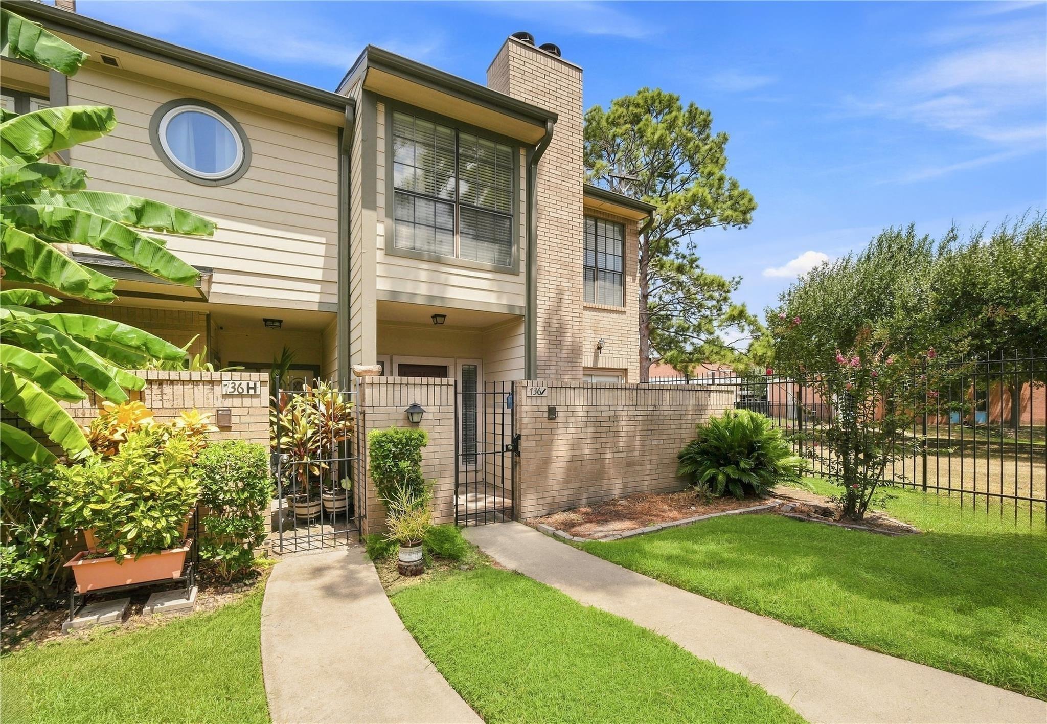 Country Place Dr, Houston, TX 77079