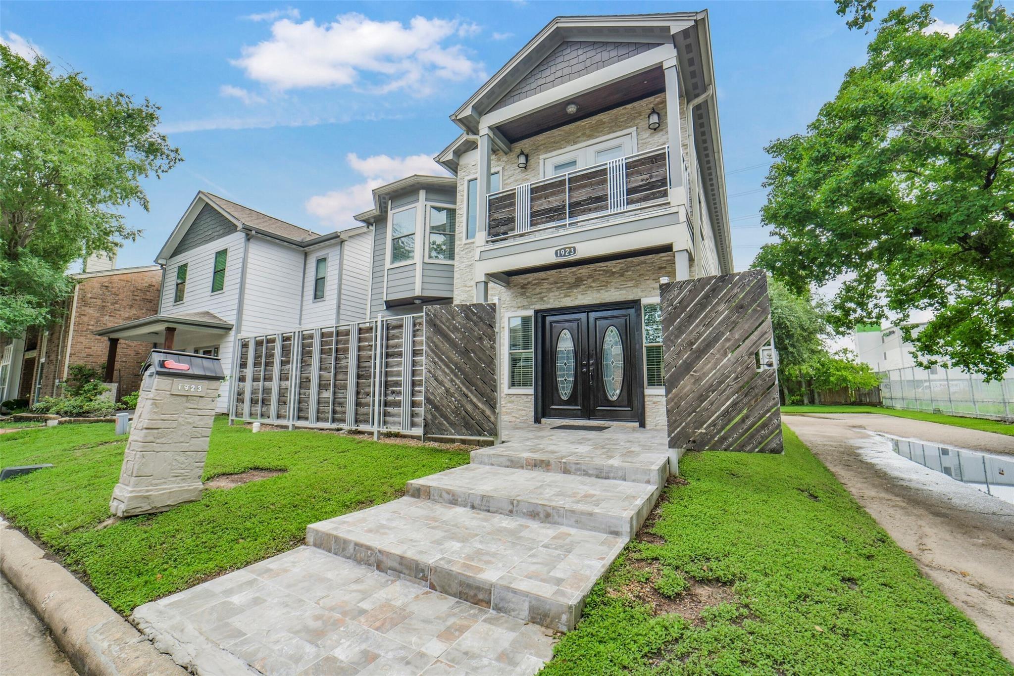 Bittercreek Dr, Houston, TX 77042