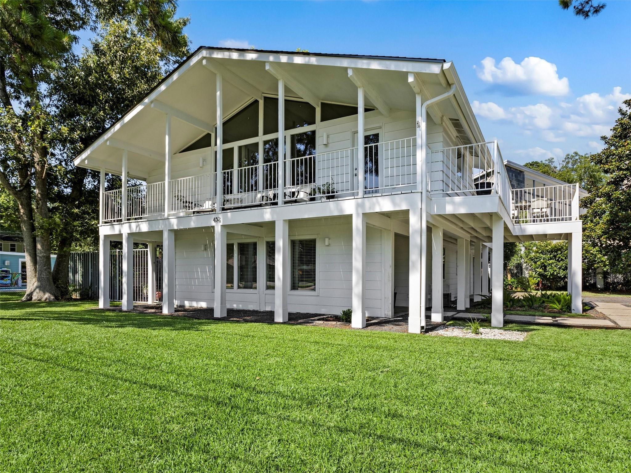 Glen Cove St, League City, TX 77573